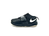 Nike Team Hustle D 8