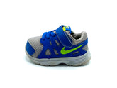 Nike Revolution 2