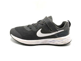 Nike Revolution 6