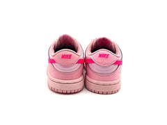 Nike Dunk Low Triple Pink