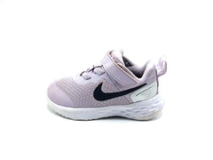 Nike Revolution 5