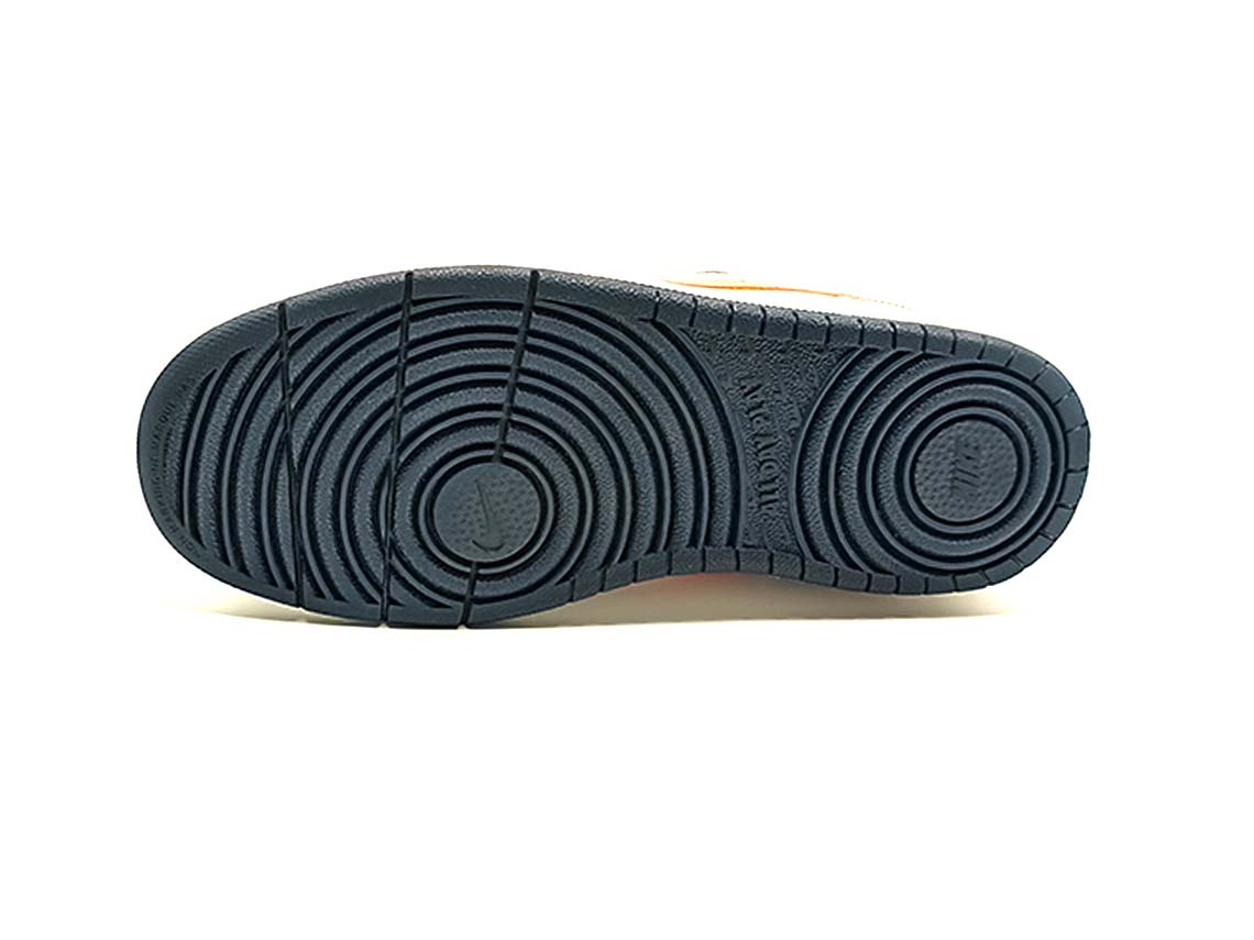 Nike Court Borough Low 2
