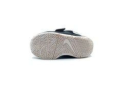 Nike Team Hustle D 8