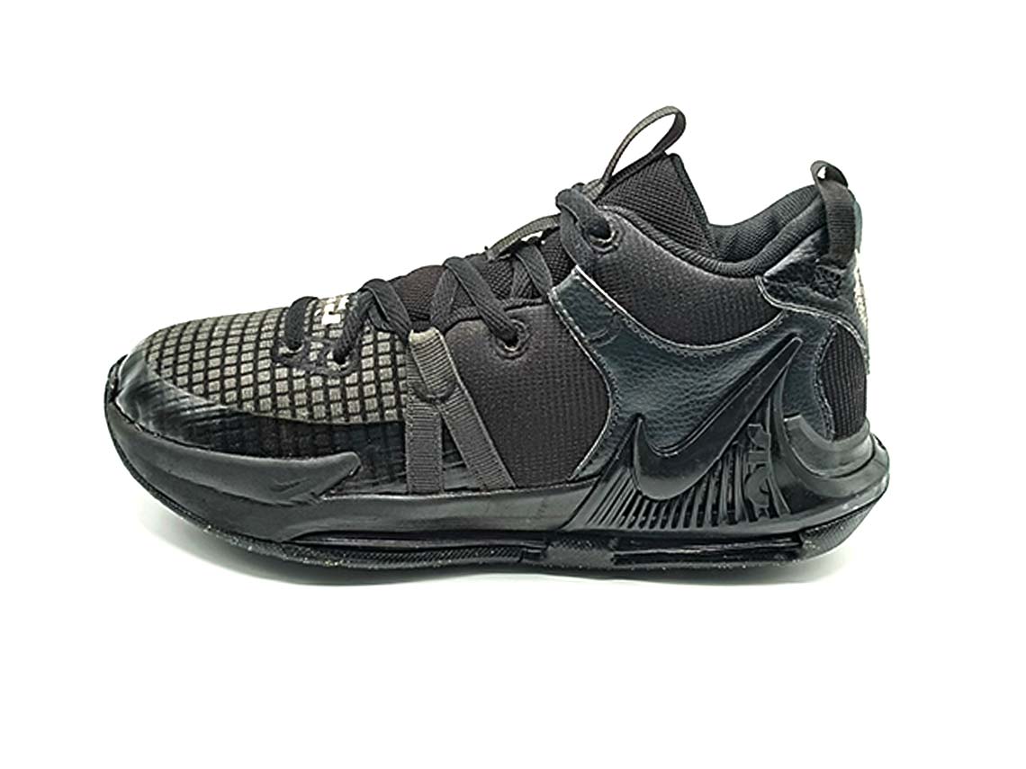 Nike LeBron Witness 7 Main image