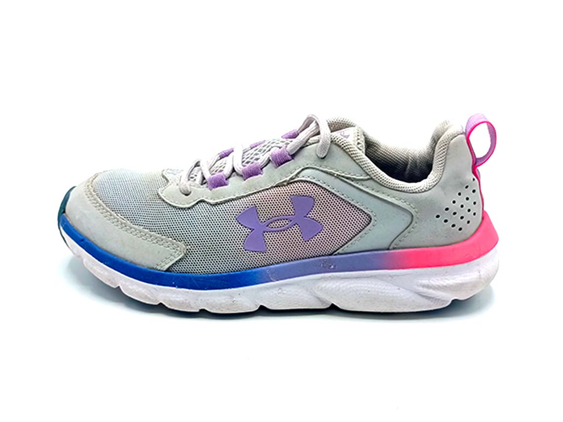 Under Armour Grade Assert 9