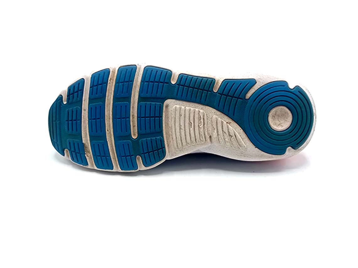 Under Armour Grade Assert 9