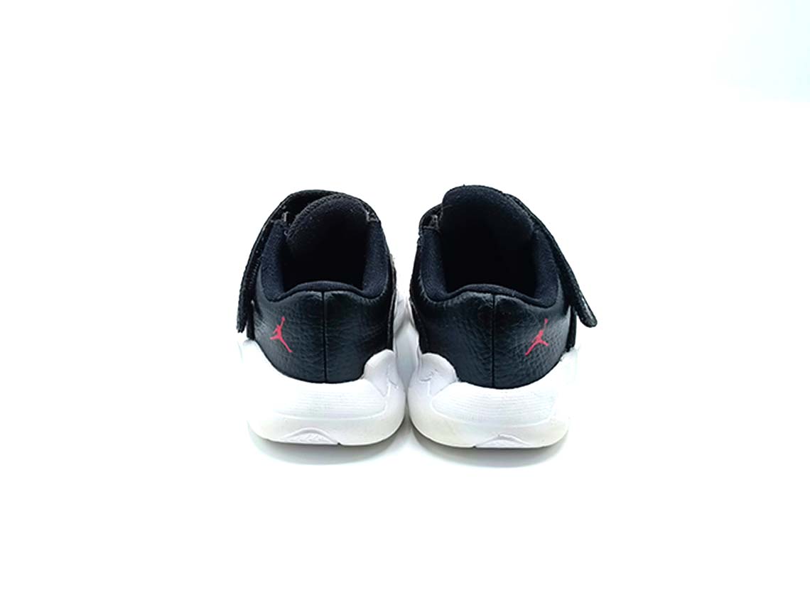Jordan 11 Cmft