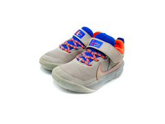 Nike Team Hustle D 10