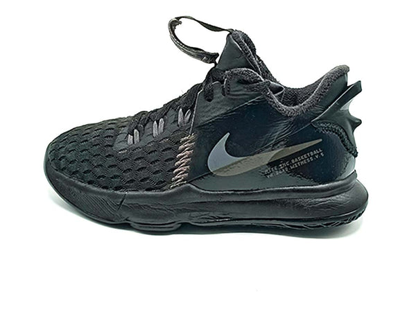 Nike LeBron Witness 5