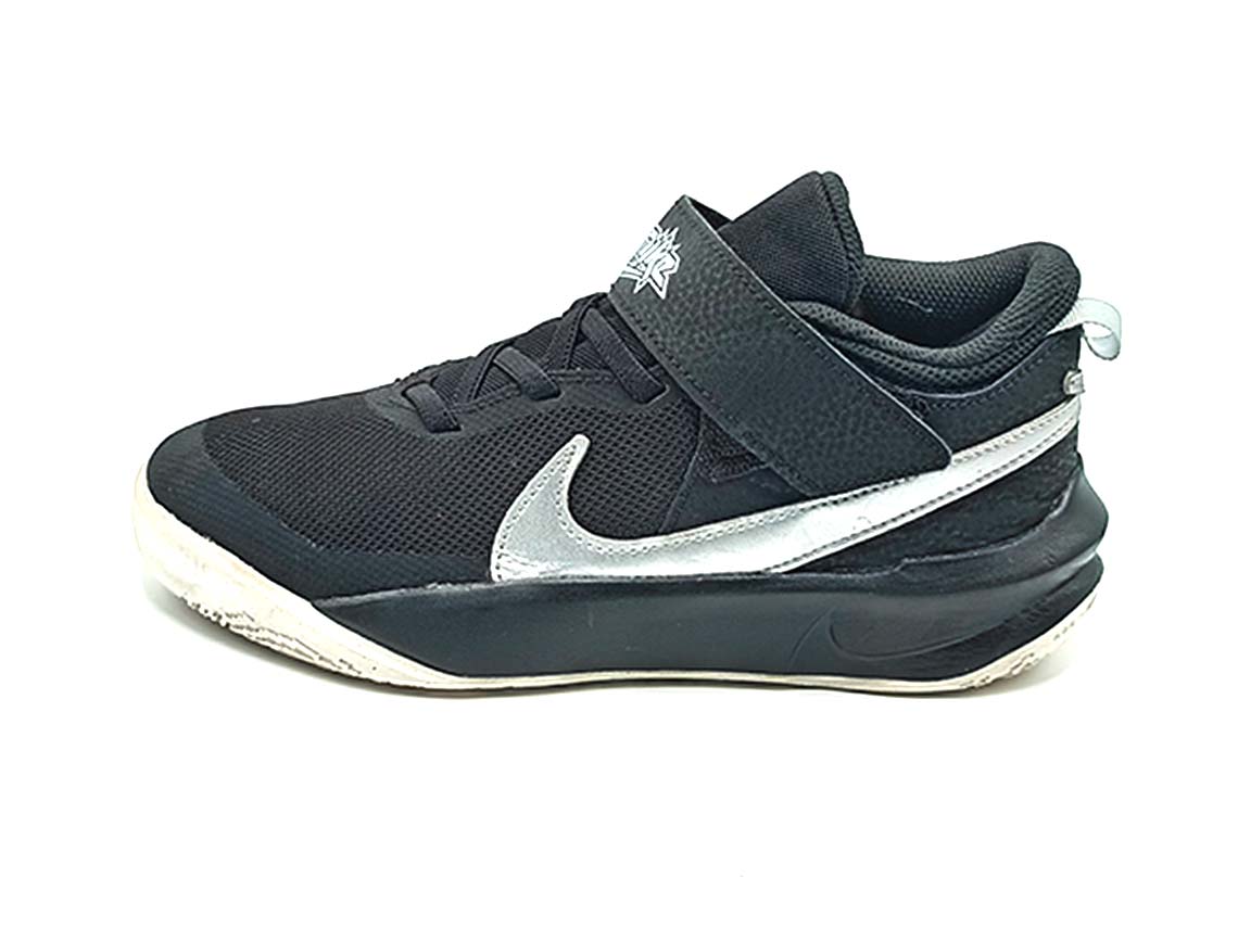 Nike Team Hustle D 10