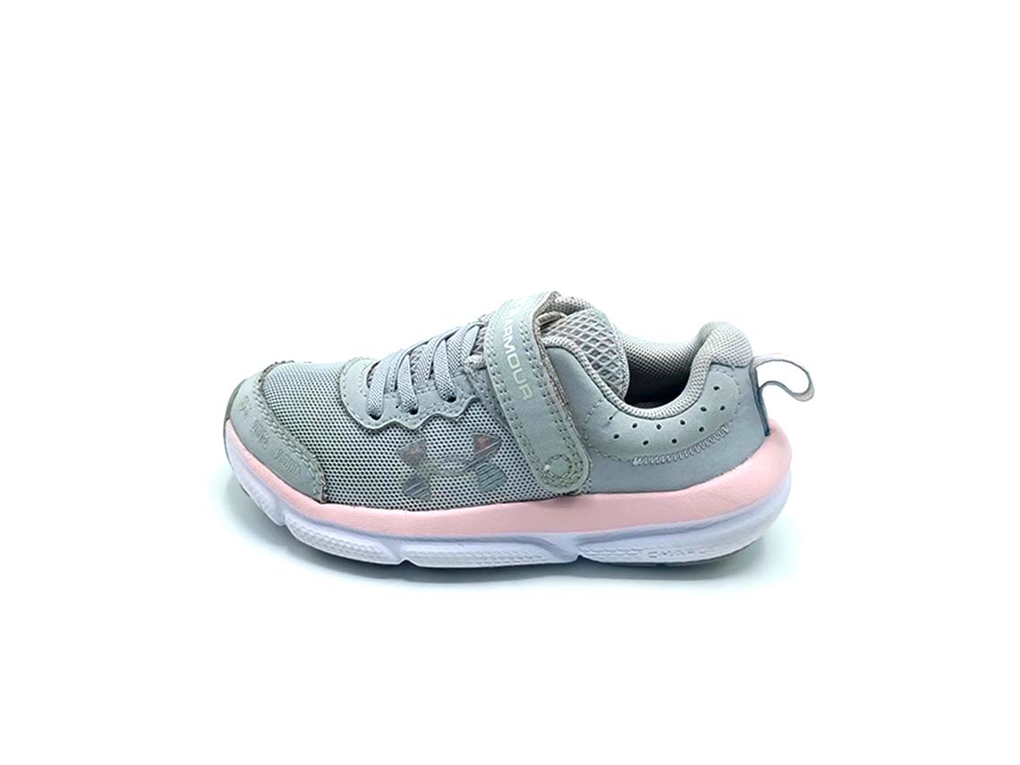 Under Armour Assert 10