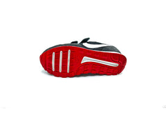 Nike MD Valiant