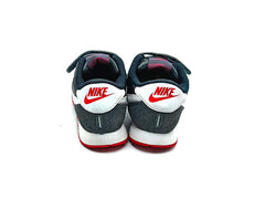 Nike MD Valiant