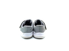 Under Armour Assert 9