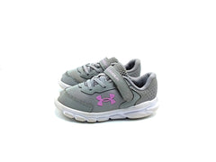 Under Armour Assert 9