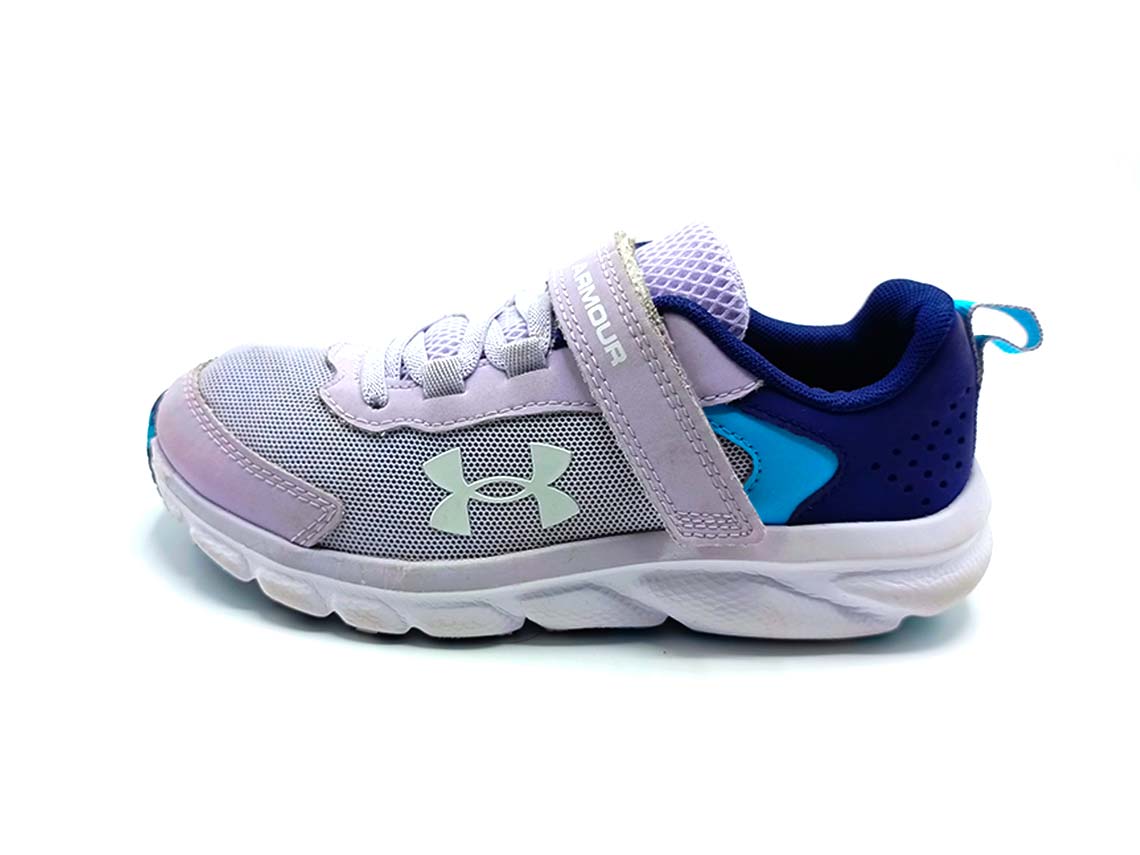 Under Armour Assert 9