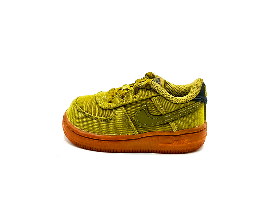 Nike Air Force 1 LV8