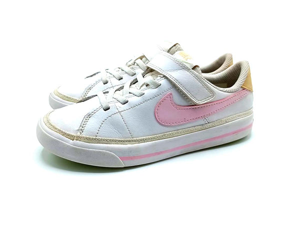 Nike Court Legacy
