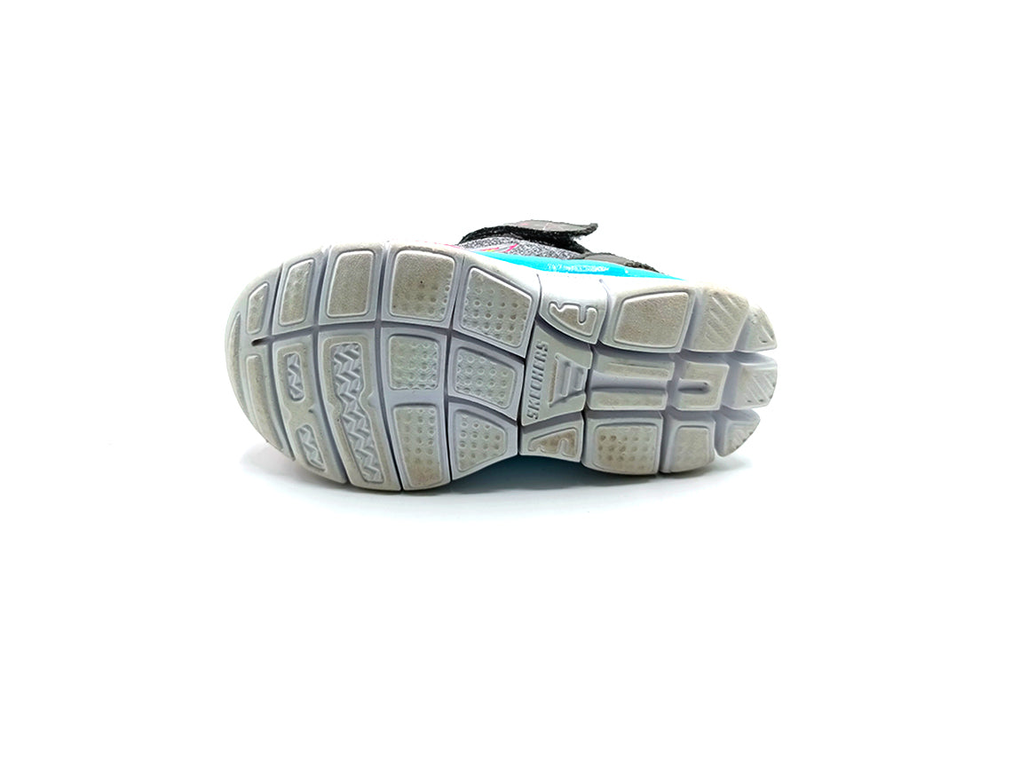 Skechers