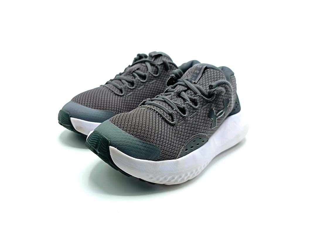 Under Armour Surge 4