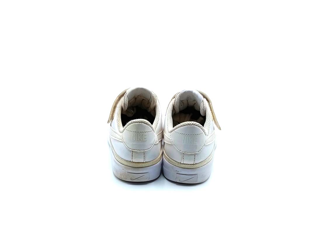 Nike Court Legacy