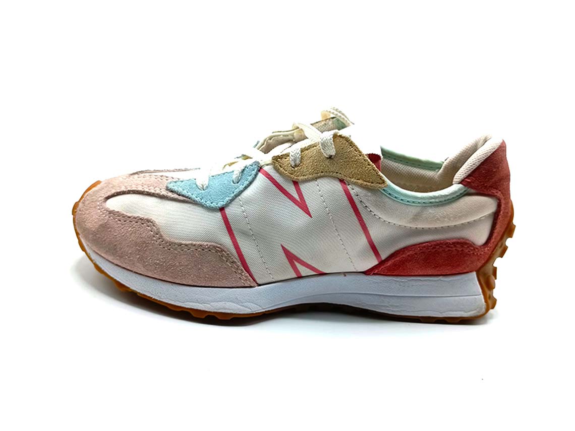 New Balance 327