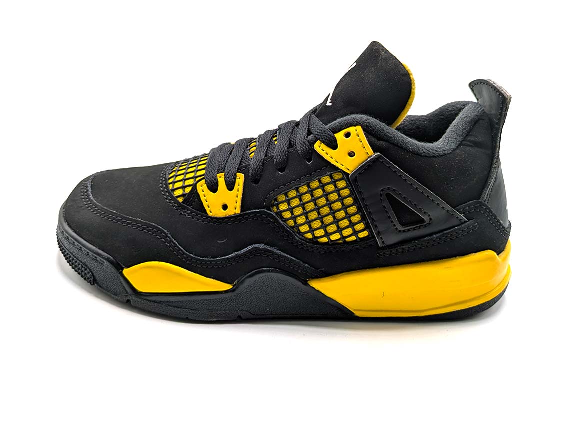 Nike Air Jordan 4 Retro