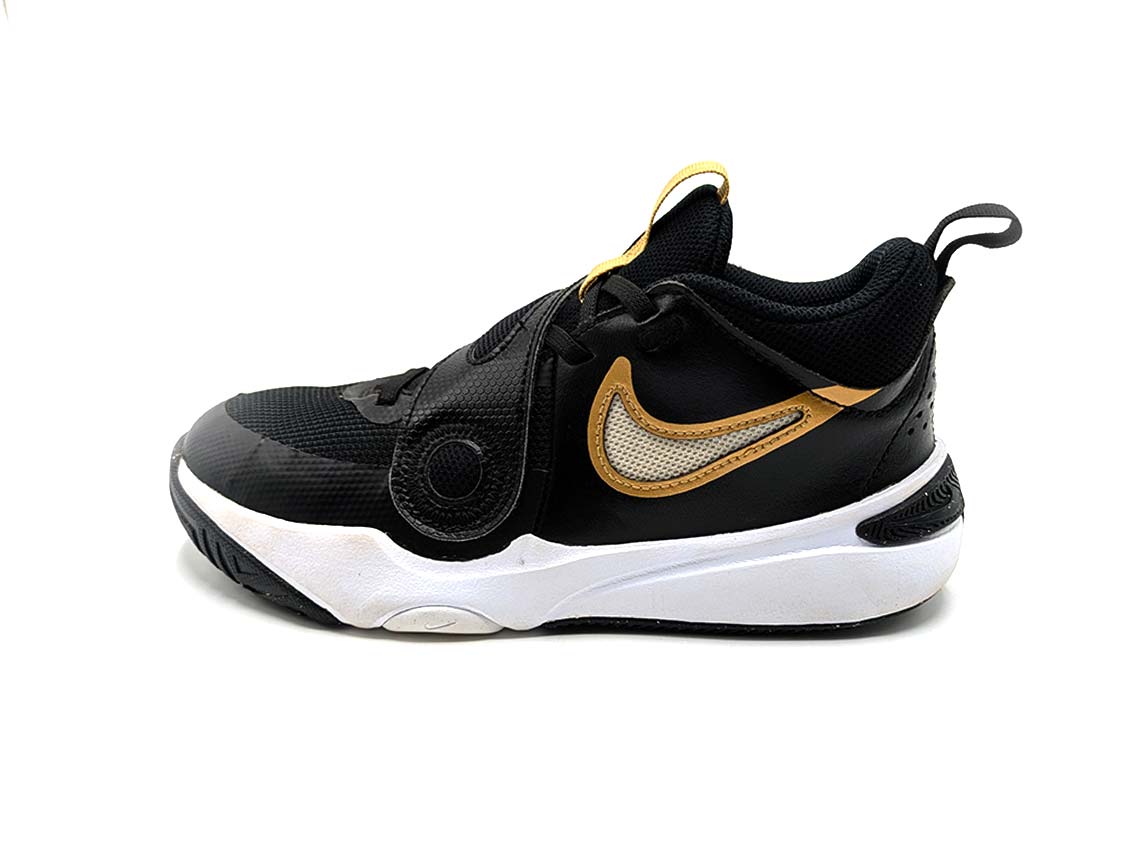 Nike Team Hustle D 11
