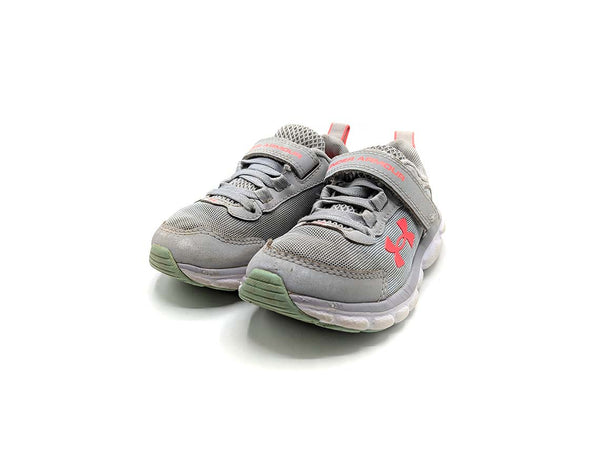 Under Armour Assert 8