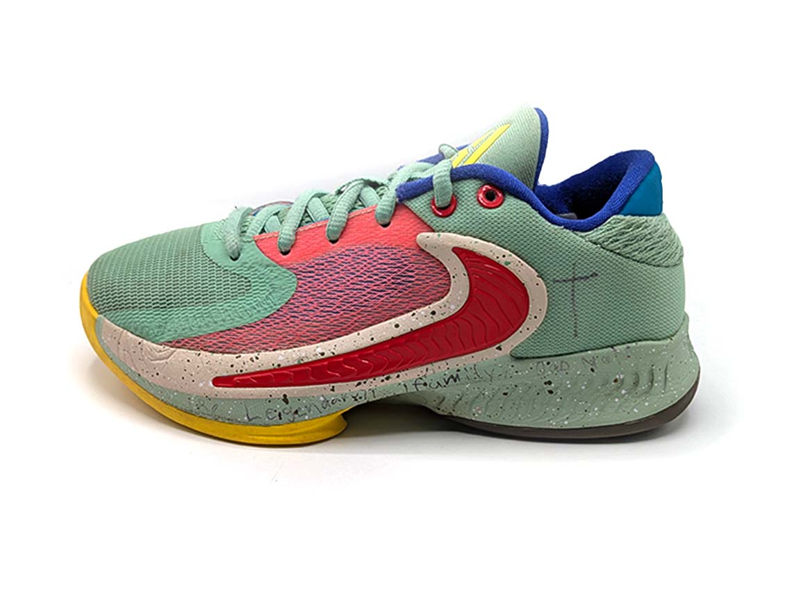 Nike Zoom Freak 4