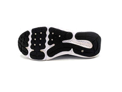 Under Armour Assert 10