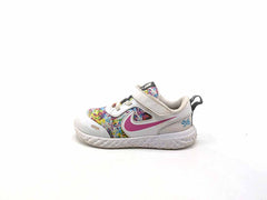 Nike Revolution 5 Fable