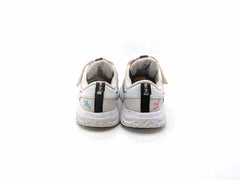 Nike Revolution 5 Fable