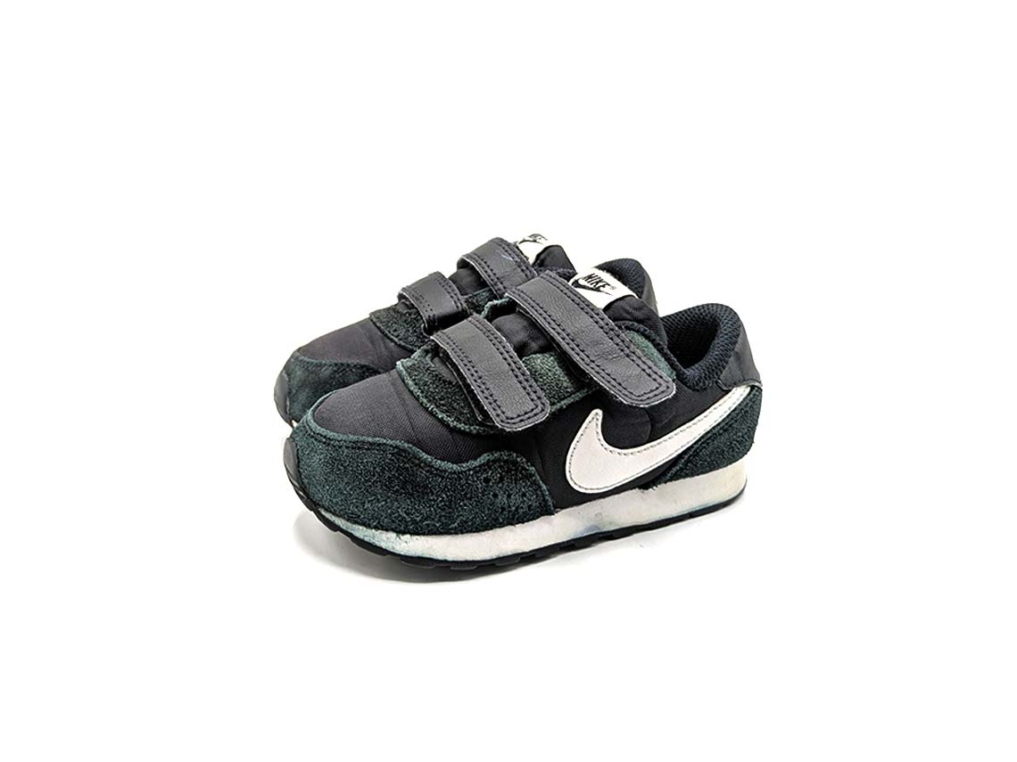 Nike MD Valiant
