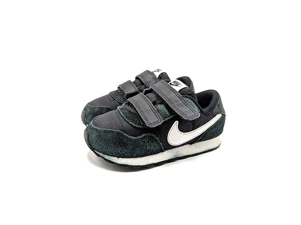 Nike MD Valiant
