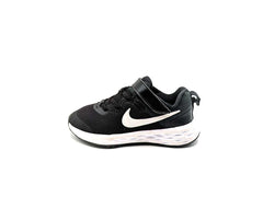 Nike Revolution 6