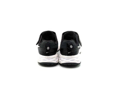 Nike Revolution 6
