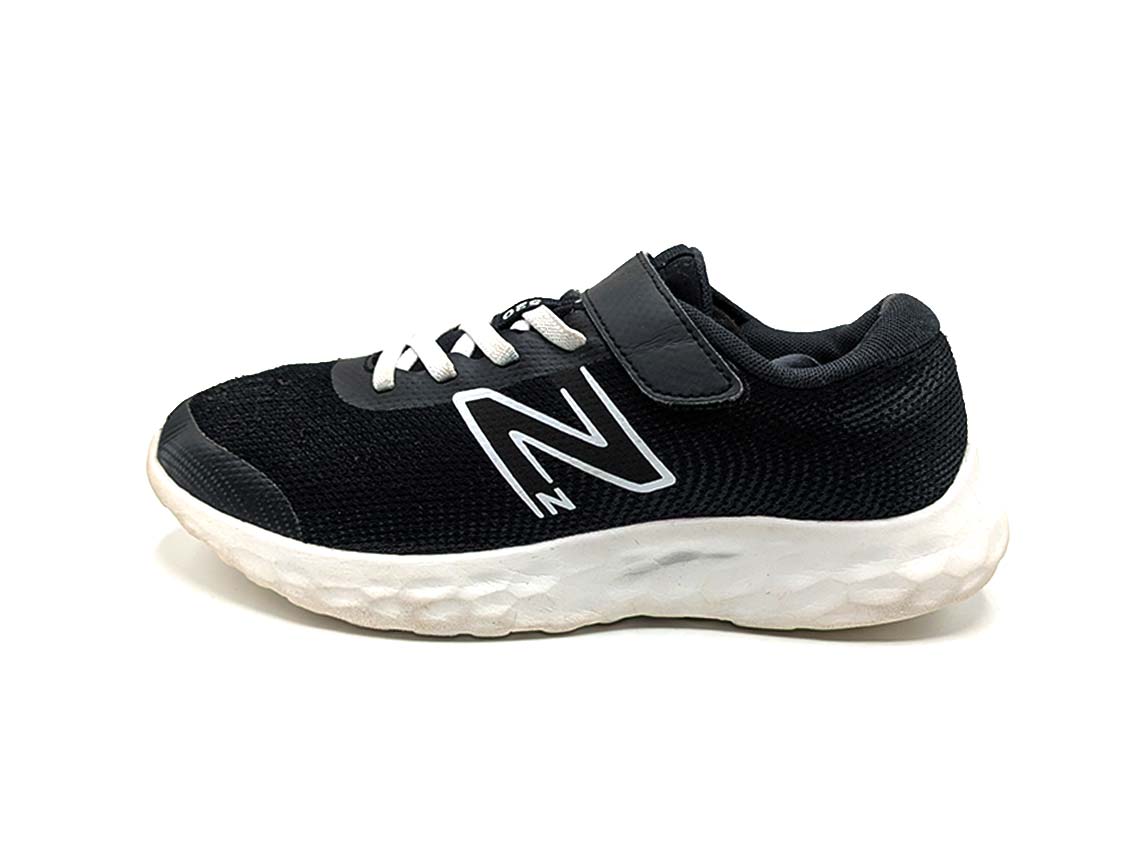 New Balance DynaSoft 520 V8