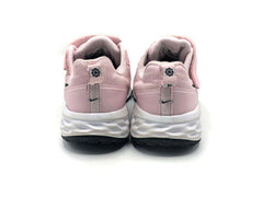 Nike Revolution 6