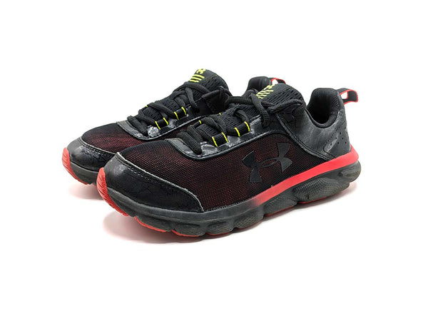 Under Armour Assert 8