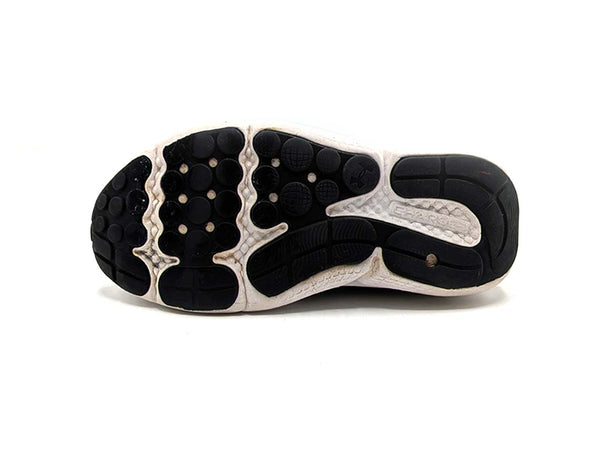 Under Armour Assert 10