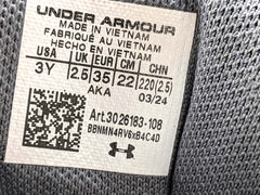 Under Armour Assert 10