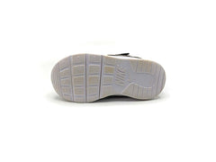 Nike Tanjun