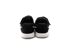 Nike Tanjun