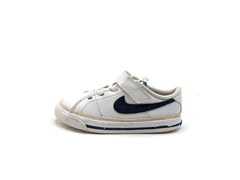 Nike Court Legacy