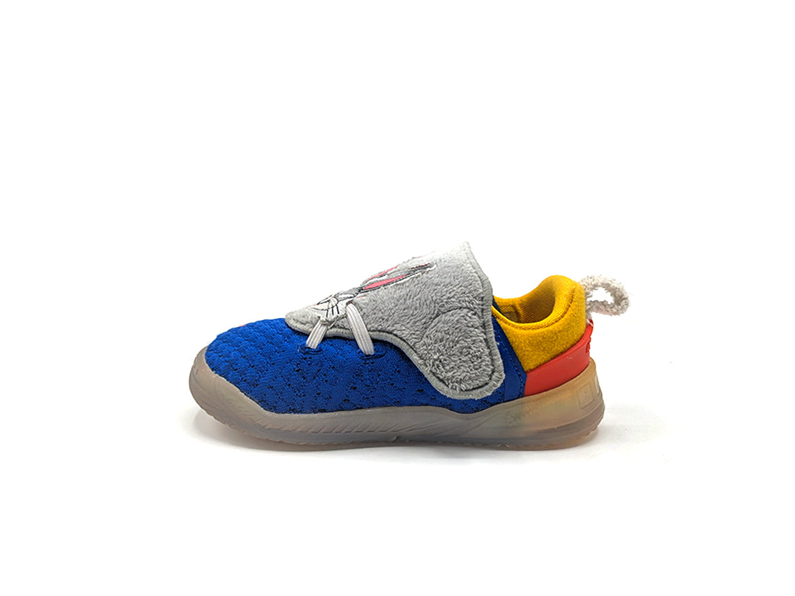 Nike LeBron 18