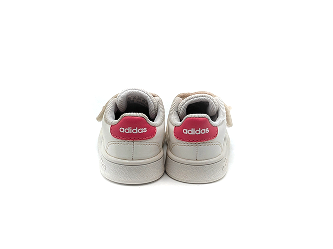 Adidas Advantage