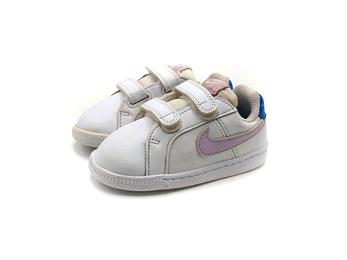 Nike Court Royale