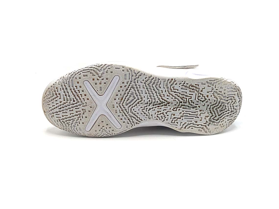 Nike Team Hustle D10