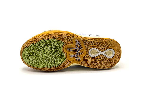 Nike Kyrie Infinity